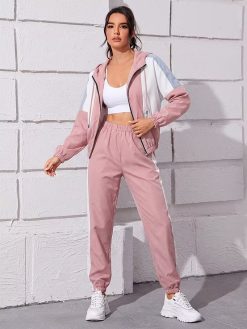 Women’s Sporty Relaxed 2-Piece Set