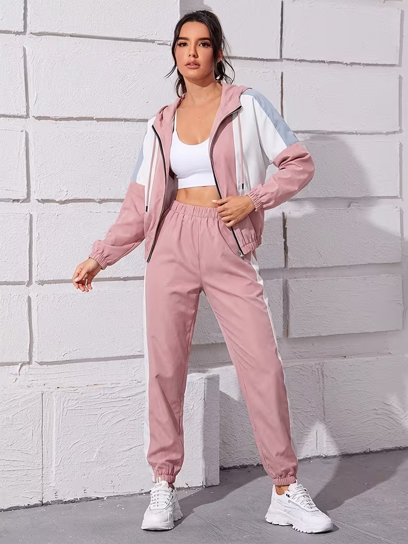 Women’s Sporty Relaxed 2-Piece Set